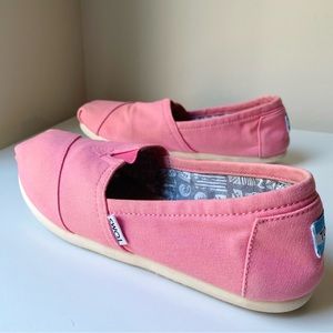 Toms Alpargata Women’s Pink Canvas Slip -On Shoes Size Women US 8 ( fits US 7-8)